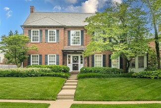 816 S Bemiston Ave, Saint Louis, MO 63105