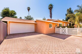 7015 De Soto Ave, Canoga Park, CA 91303