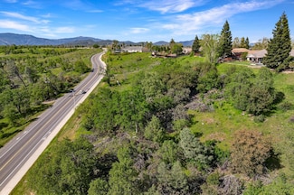 166 Quartz Hill Rd, Redding, CA 96003
