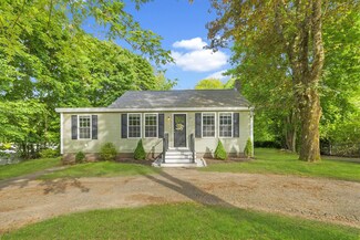 4 Kendall Pond Rd, Derry, NH 03038