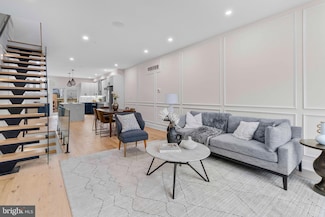 310 W Porter St, Philadelphia, PA 19148