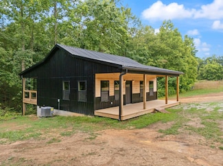 4728 Amos Ridge Rd, Frenchburg, KY 40322