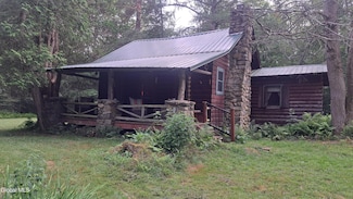 21 Longview Trail, Sand Lake, NY 12153