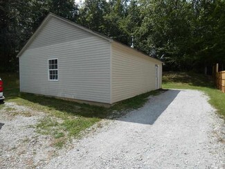 619 Elk River Shores Dr, Rogersville, AL 35652