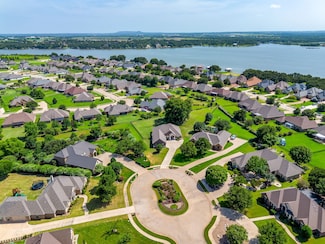 3201 Steamers Ct, Granbury, TX 76049