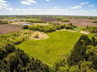 7104 Pioneer Creek Rd, Maple Plain, MN 55359