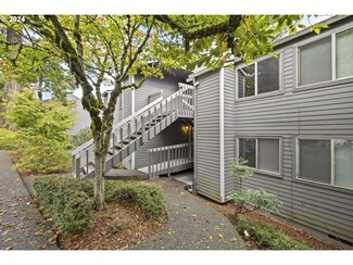 44 Eagle Crest Dr Unit 21, Lake Oswego, OR 97035