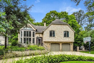 920 Oakwood Terrace, Hinsdale, IL 60521