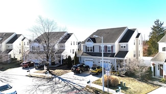 32 Meadow Cir, Mays Landing, NJ 08330