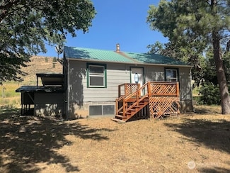 20541 N Wenas Rd, Selah, WA 98942