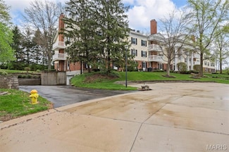 15038 Claymoor Ct Unit 2, Chesterfield, MO 63017