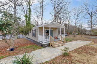 346 Rosalee Dr, Piedmont, SC 29673