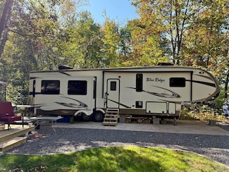 H2 Lot 18 Pathfinder Village Unit H2, Hinckley, MN 55037