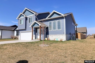 3110 Cottage Grove Ln, Fremont, NE 68025