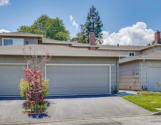 411 Lotus Ln, Mountain View, CA 94043