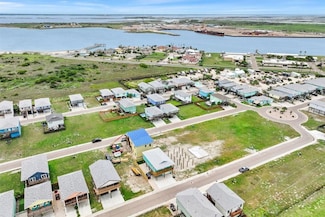 215 Port Mansfield St, Port Aransas, TX 78373