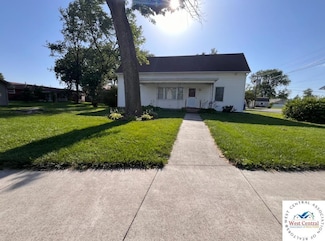 321 S Gravois Ave, Tipton, MO 65081