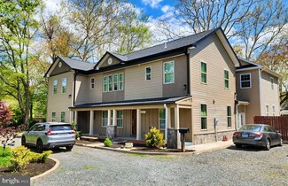 4717 Ravensworth Rd, Annandale, VA 22003