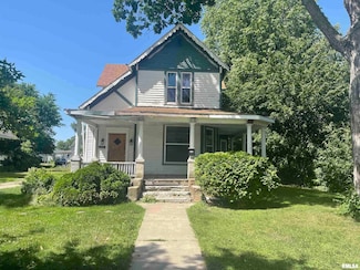 1231 E Brooks St, Galesburg, IL 61401