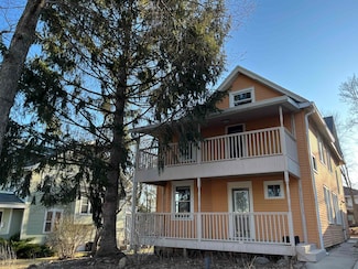 409 S Prairie St, Stoughton, WI 53589