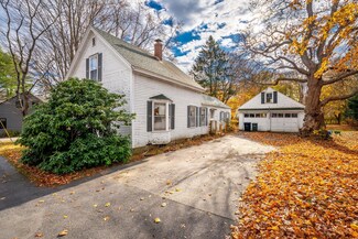 106 W Main St, Yarmouth, ME 04096