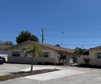 412 S F St, Lake Worth, FL 33460