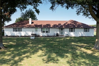 22617 155th St, Basehor, KS 66007