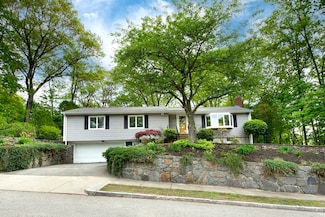25 Salem St, Quincy, MA 02169