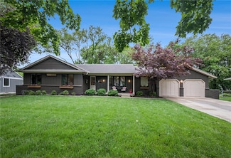 9608 El Monte St, Overland Park, KS 66207