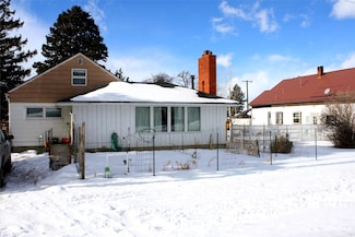 403 4th Ave SE, White Sulphur Springs, MT 59645