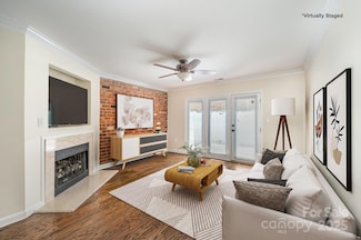 1218 Green Oaks Ln Unit E, Charlotte, NC 28205