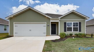 18771 Wicklow Cir, Athens, AL 35613