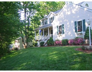 50 Hosmer St, Hudson, MA 01749
