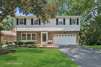 567 Byrd Rd, Riverside, IL 60546