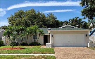 9054 107th Ave N, Seminole, FL 33777