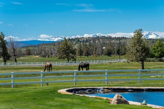 6419 NE Juniper Ridge Rd, Redmond, OR 97756