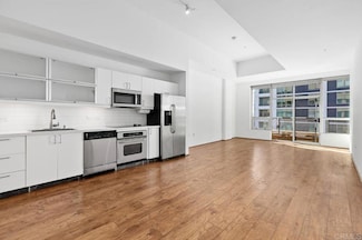 350 W Ash St Unit 905, San Diego, CA 92101