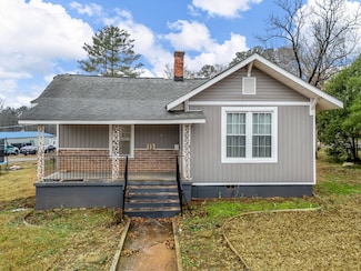 13 Damson St, Spartanburg, SC 29303