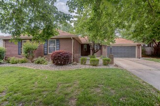 121 Northland Dr, Belleville, IL 62221
