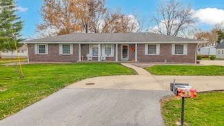 111 Charles St, Shelbina, MO 63468