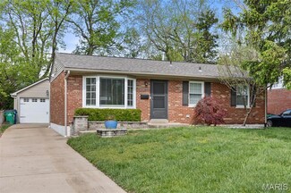 1209 Oakleaf Dr, Saint Louis, MO 63119