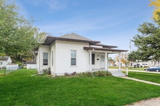 101 S Locust St, Colfax, IA 50054