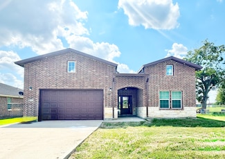 119 N 8th St, Beasley, TX 77417