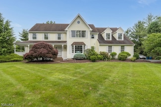 14 Viking Terrace, Flemington, NJ 08822