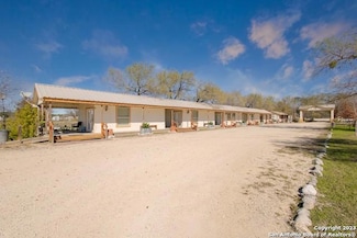 921 State Hwy 55, Camp Wood, TX 78833