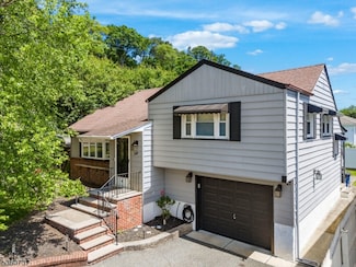 240 Gordon Ave, Totowa, NJ 07512