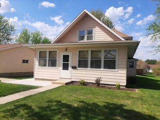 101 8th Ave N, Saint James, MN 56081