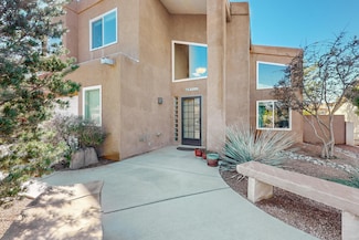 9516 Allande Rd NE, Albuquerque, NM 87109