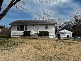 9840 Green Valley Dr, Saint Louis, MO 63136