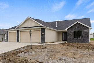 1005 Midnight Chase Grove, Fort Wayne, IN 46845